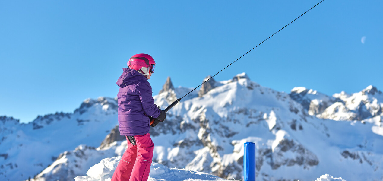 Skifahren mit der Familie am Golm im Montafon | © Golm Silvretta Lünersee Tourismus GmbH Bregenz, Stefan Kothner Skifahren mit der Familie am Golm im Montafon | © Golm Silvretta Lünersee Tourismus GmbH Bregenz, Stefan Kothner