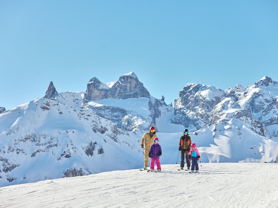 Skifahren mit der Familie am Golm im Montafon | © Golm Silvretta Lünersee Tourismus GmbH Bregenz, Stefan Kothner