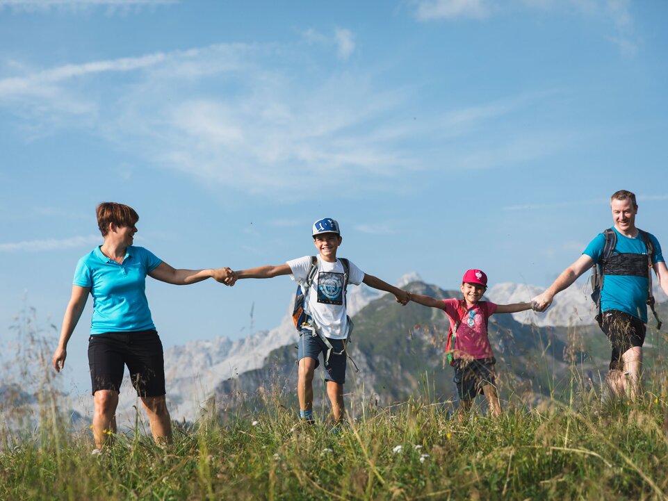 Wandern Sommer Familie Golm im Montafon | © Golm Silvretta Luenersee Tourismus GmbH Bregenz, Christoph Schoech