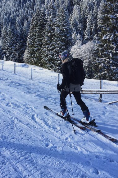 © Copyright 2018. All rights reserved.